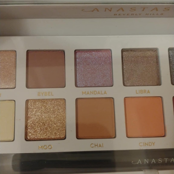 💖FIRM! NWT ANASTASIA BEVERLY HILLS CARLI BYBLE EYESHADOW PALETTE (LIMITED EDITI - Picture 7 of 16